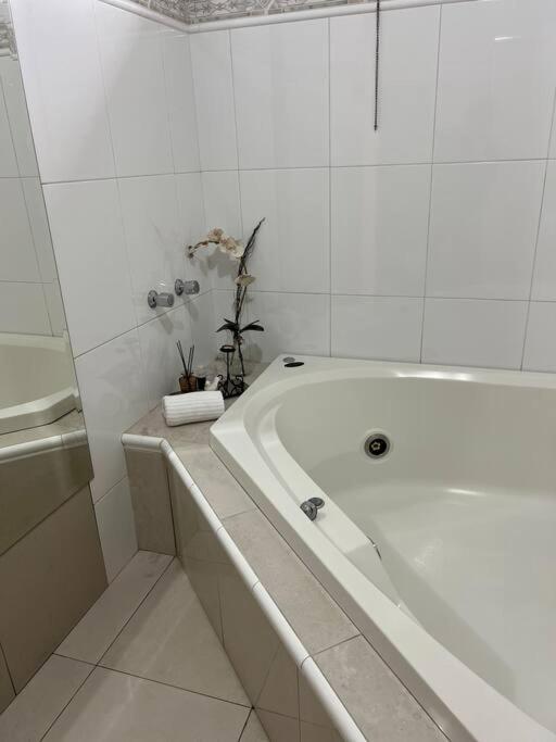 Estadia Das Gerais - Casa De Hospedes Adoravel Com Jacuzzi Ouro Preto  Eksteriør bilde